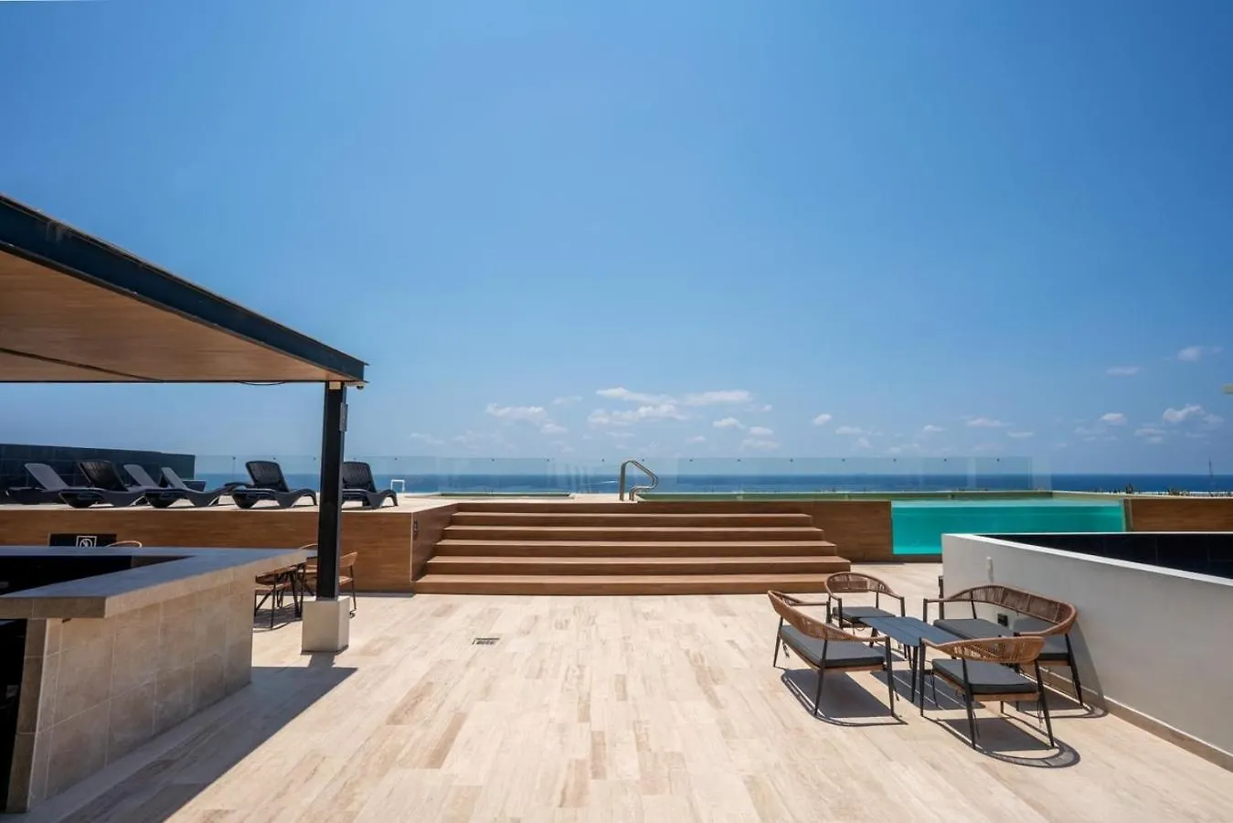 2Br Condo W/ Rooftop Oceanview & Centric Location 신데 델 카르멘