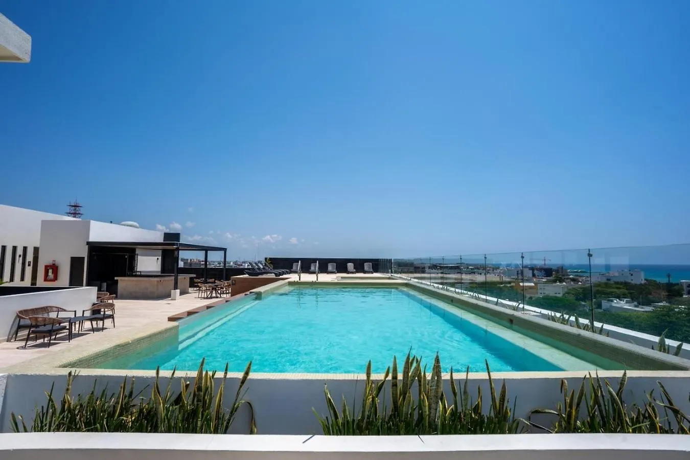 2Br Condo W/ Rooftop Oceanview & Centric Location 신데 델 카르멘 0*,  멕시코